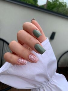 Model Manichiura 3 SN Beauty Salon